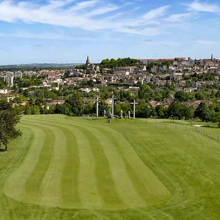 度假居 Pavone 昂古莱姆