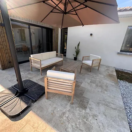 Pavone Сasa de vacaciones Angulema