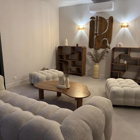 度假居 Pavone 昂古莱姆