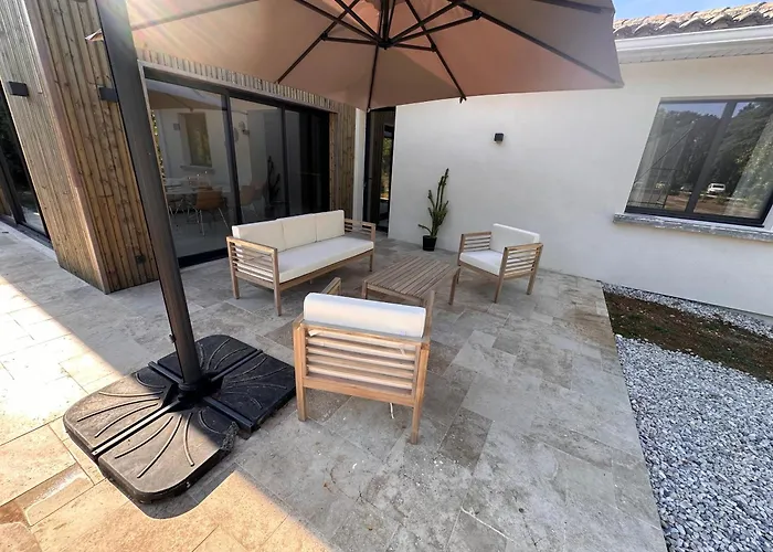 Pavone Сasa de vacaciones Angulema